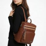 Mochila Feminina Grande Couro PU Textura Lichia Elegante e Versátil