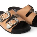 Sandália Papete Feminina Moleca Nude com Fivela Confortável