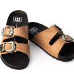 Sandália Papete Feminina Moleca Nude com Fivela Confortável