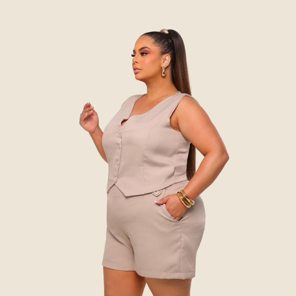 Short Com Elástico E Colete Plus Size