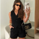 Conjunto Feminino Alfaiataria Colete e Short Moda Gringa Chic