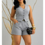 Tendência do Momento em Colete e Shorts