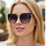 Óculos de Sol Modelo Gatinho Feminino Elegante