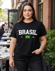 Camiseta Feminina Plus Size Brasil na Copa